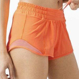 Lululemon hottie hot high rise lined shorts 4”